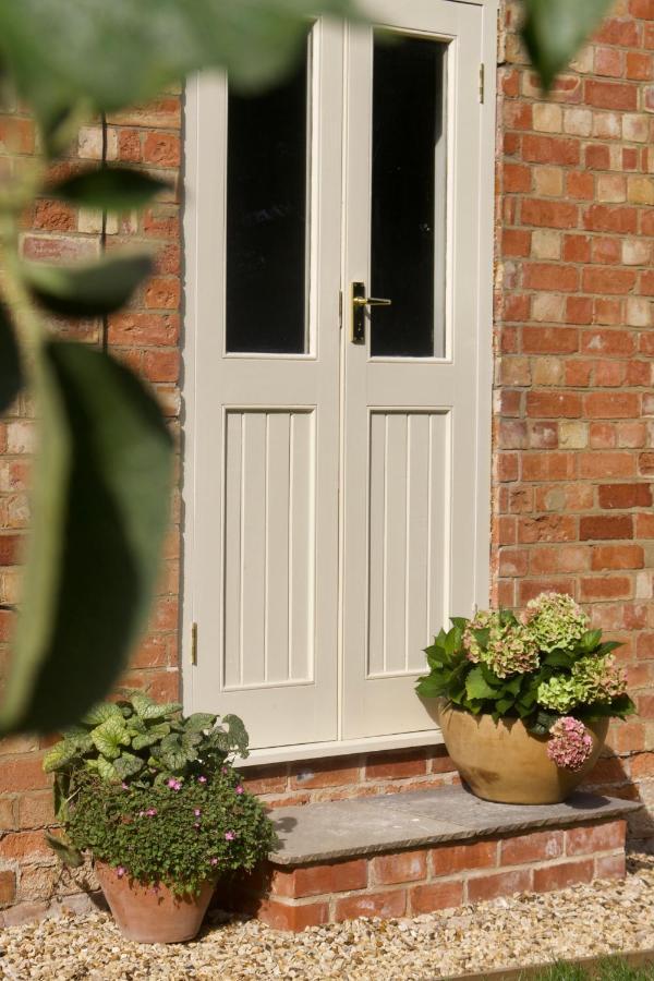 Oak Tree Cottage Stoke Rochford Exterior foto